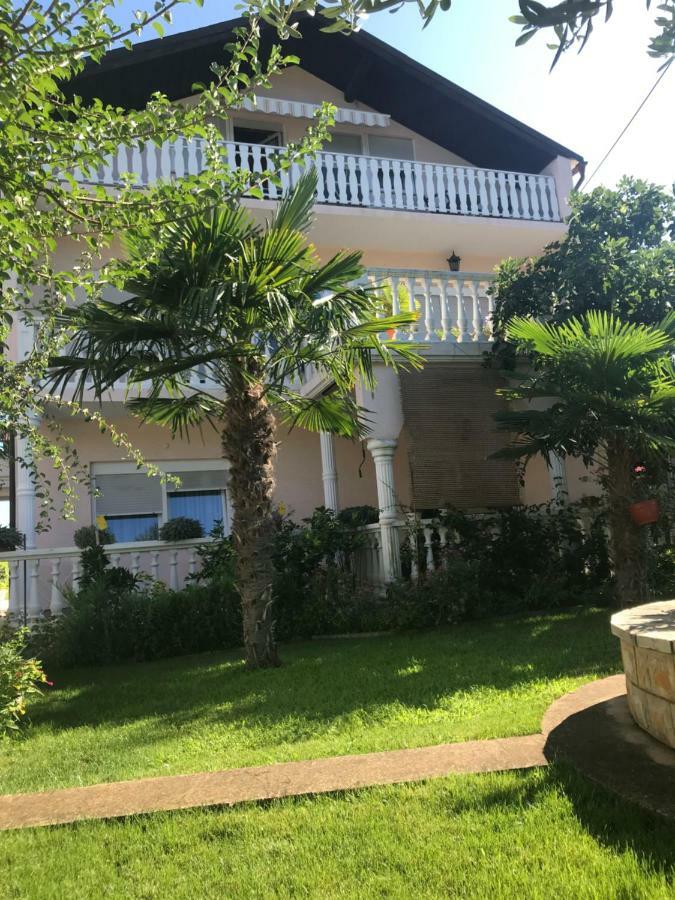Villa Chiara Vodice Bagian luar foto
