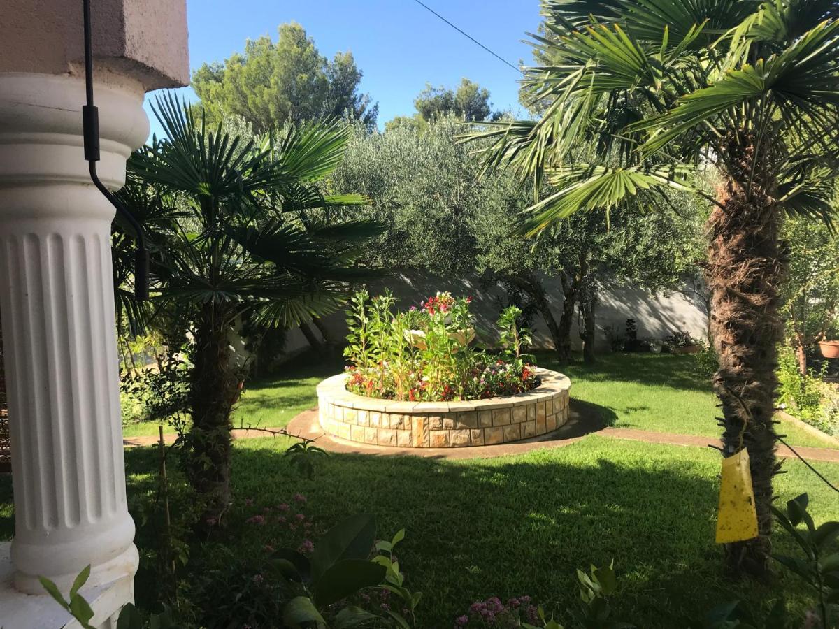 Villa Chiara Vodice Bagian luar foto